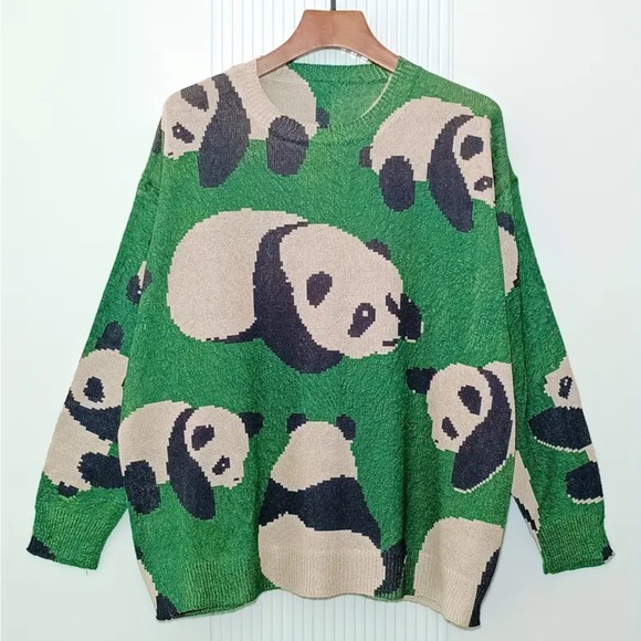 Panda sweater - Picture 3 of 6